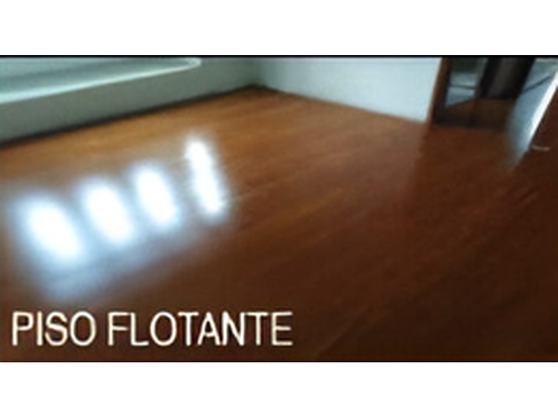 Instalación piso flotante Pichincha