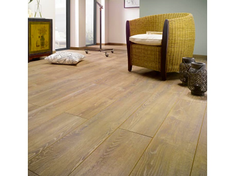 Piso Flotante 8mm Quito