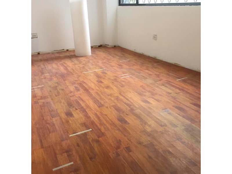 Pisos flotantes Madera Ecuador