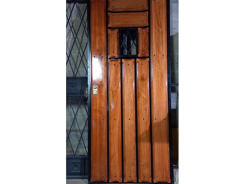 Puertas Macizas MDF Ecuador
