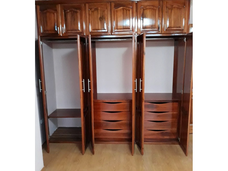 Closets roble Ecuador 