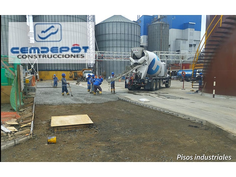 Construcción pisos Industriales Pichincha