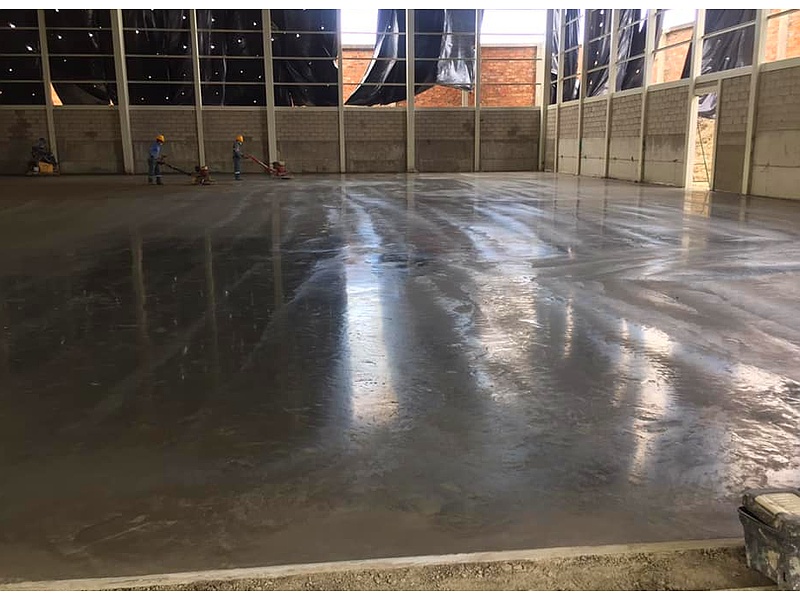 Diseño pisos Industriales Quito