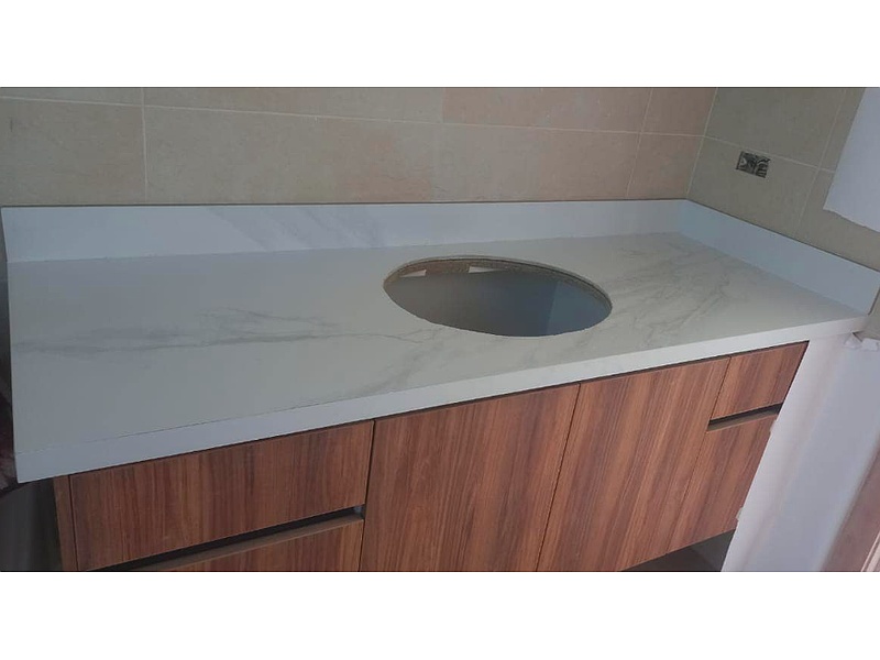 Mesones porcelanato Bélgica Lux Ecuador