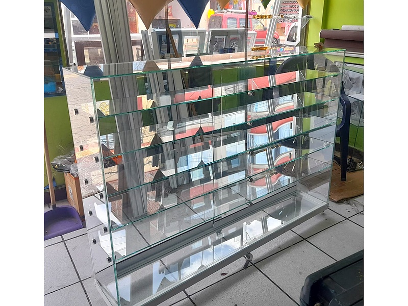 Exhibidor Vidrio Lujoso Otavalo
