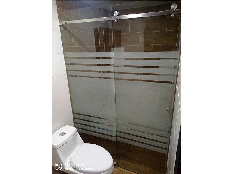 Puertas Corredizas Para Baños - Ecuador