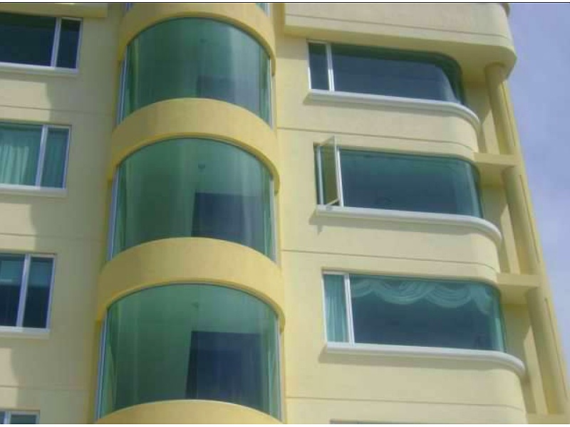 Ventana Moderna Reflectiva Ecuador