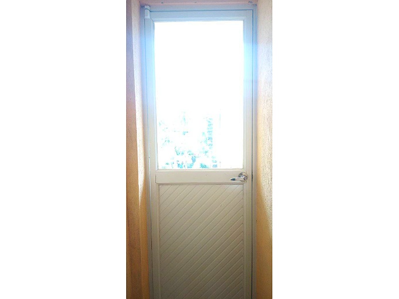 Puerta de Aluminio Ecuador