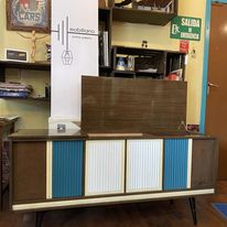 Mueble modular de madera en color marrón, turquesa y blanco Ecuador Entre Palets