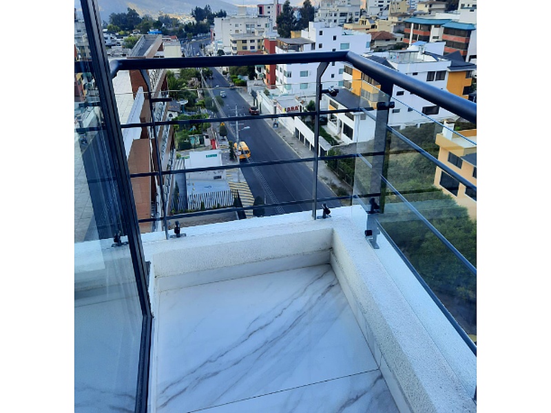 Baranda de Aluminio Negro Ecuador