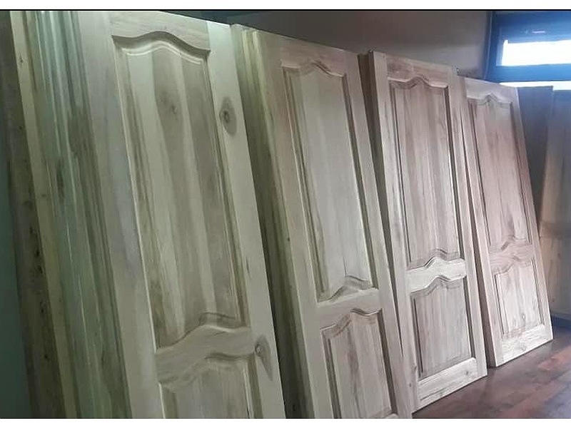Puerta de Madera para Baño Ecuador