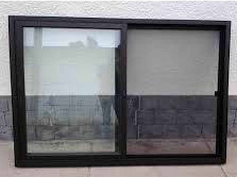Ventana Corrediza de Aluminio Negro Ecuador