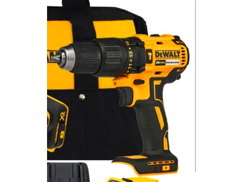 TALADRO PERCUTOR 1/2 ECUADOR DEWALT
