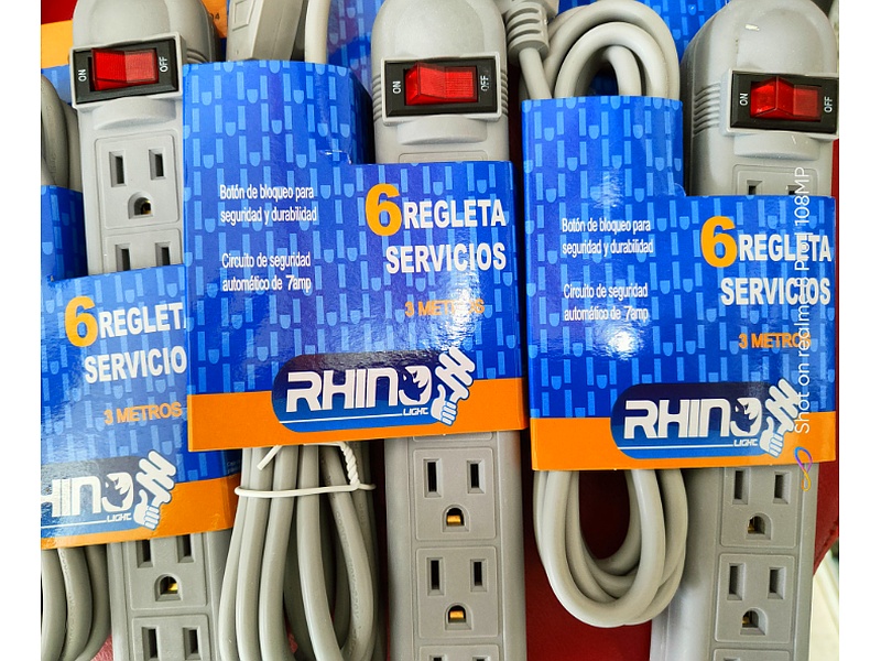 Regletas de 6 Servicios Ecuador