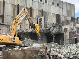 Demolición en Construcción CONSTRUCTORA MALDONADO GÓMEZ CONDISAMAG CIA.LTDA. Ecuador