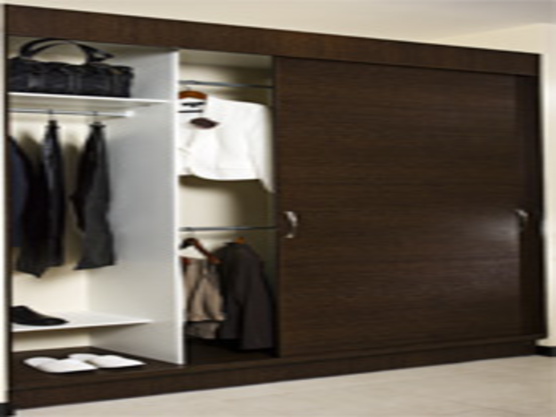 Closet en melamínico con puertas corredizas