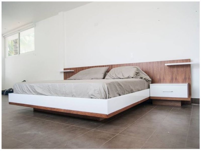 Cama Flotante